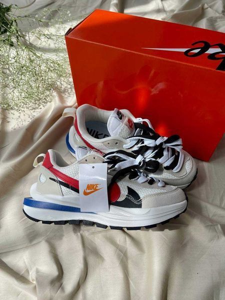 Кросівки Nike VaporWaffle Sport Fuschia x Sacai 05463-Білий-44 фото