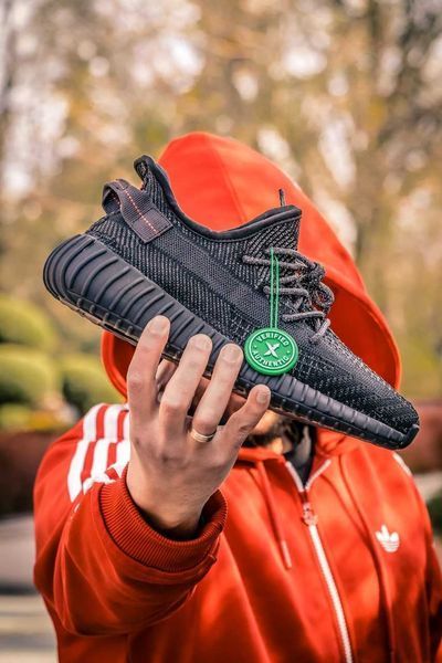 Кросівки Adidas Yeezy Boost 350 V2 Black Static 00561-Чорний-36 фото