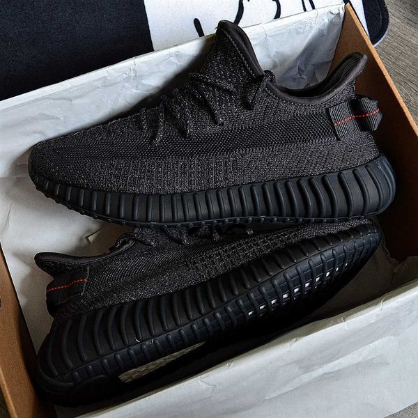 Кросівки Adidas Yeezy Boost 350 V2 Black Static 00561-Чорний-36 фото