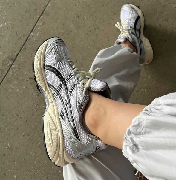 Кросівки Asics Gel-Kayano 14 White Silver Black 12185-Сірий-36 фото