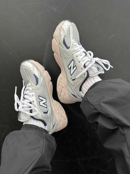 Кросівки New Balance 530 White Silver 06799-Сріблястий-36 фото