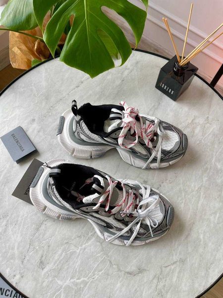 Кросівки Balenciaga 3XL Grey Silver 14772-Сірий-36 фото