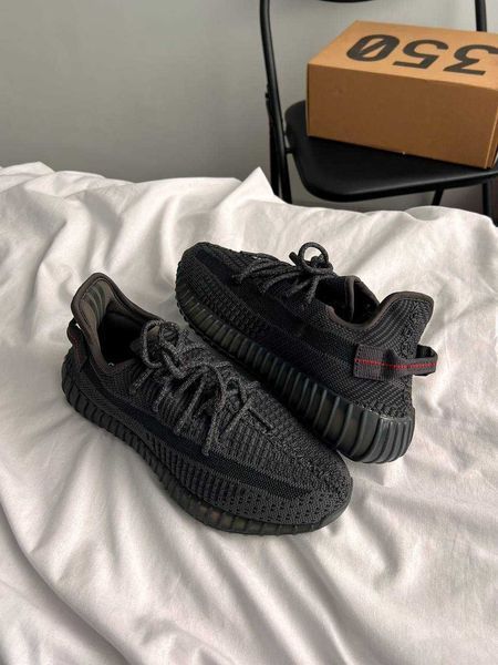 Кросівки Adidas Yeezy 350 v2 Black Reflective 00560-Чорний-36 фото