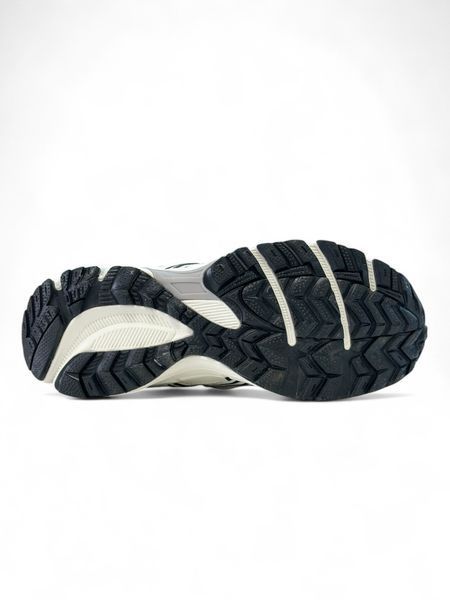 Asics Gel Kahana 8 SP White Black 21045-Білий-36 фото