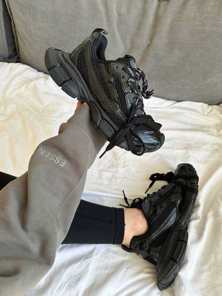 Кросівки Balenciaga 3XL Triple Black 12691-Чорний-37 фото