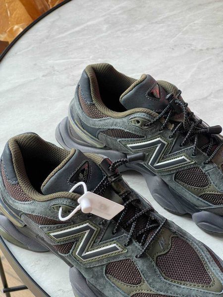 Кросівки New Balance 9060 Grey Brown 14773-Коричневий-36 фото