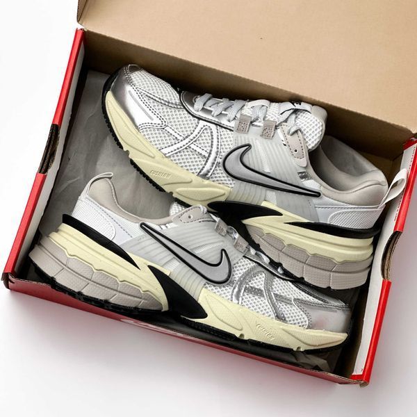 Кросівки Nike V2K Runtekk 12726-Сірий-36 фото
