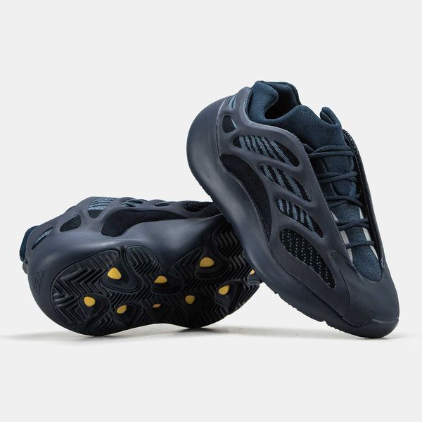 Кросівки Adidas Yeezy Boost 700 v3 Black Alvah 00702-Чорний-36 фото